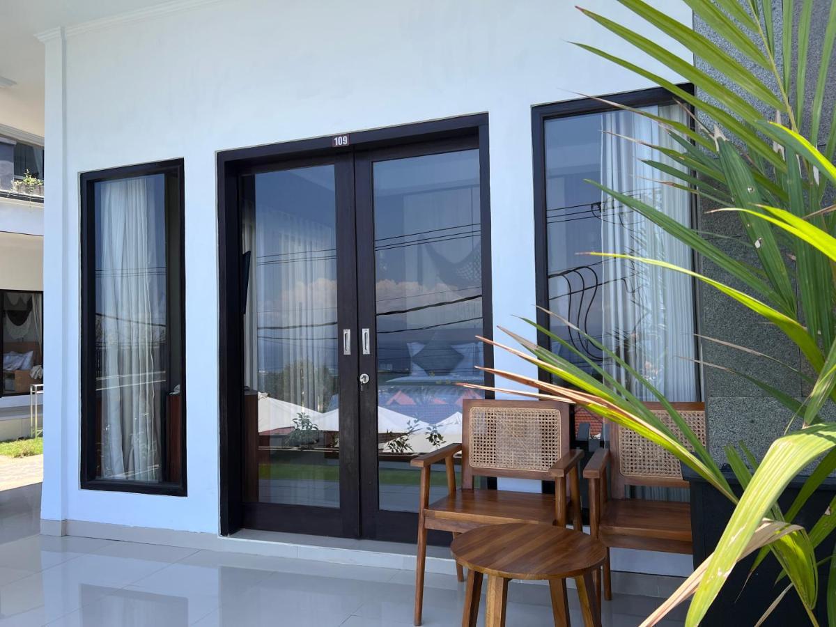 Grand Yuna Hotel Nusa Penida Toyapakeh Bagian luar foto
