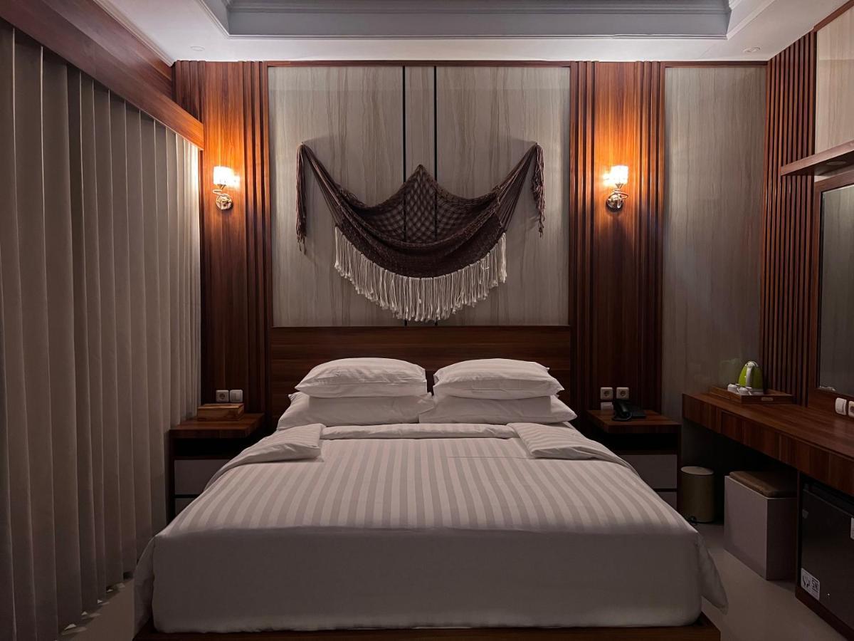 Grand Yuna Hotel Nusa Penida Toyapakeh Bagian luar foto