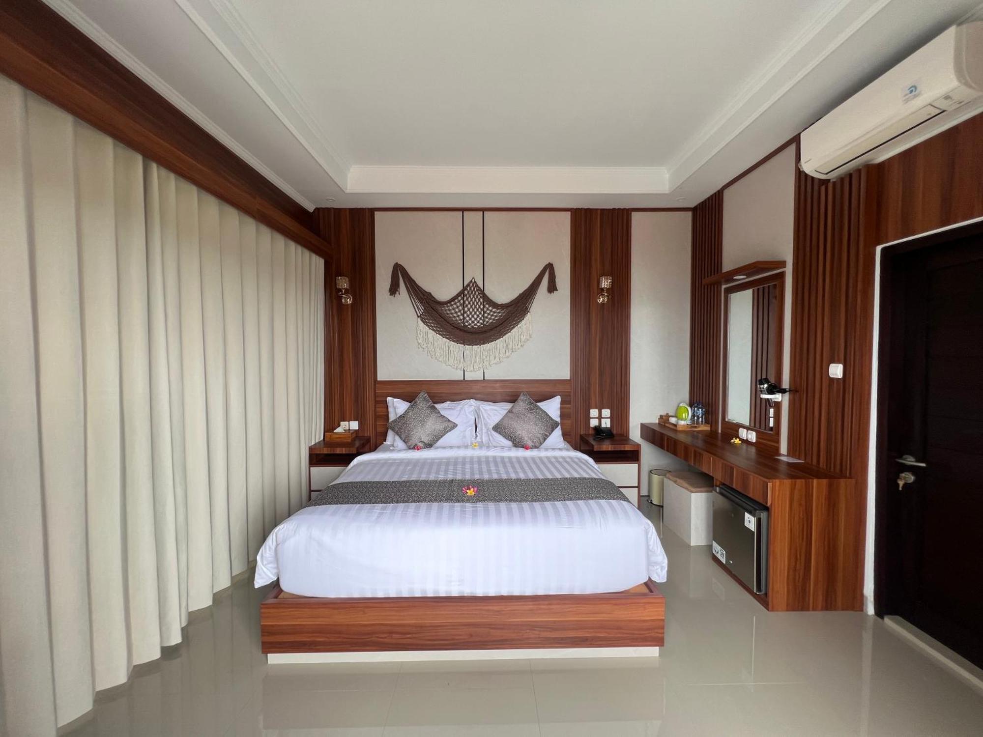 Grand Yuna Hotel Nusa Penida Toyapakeh Bagian luar foto