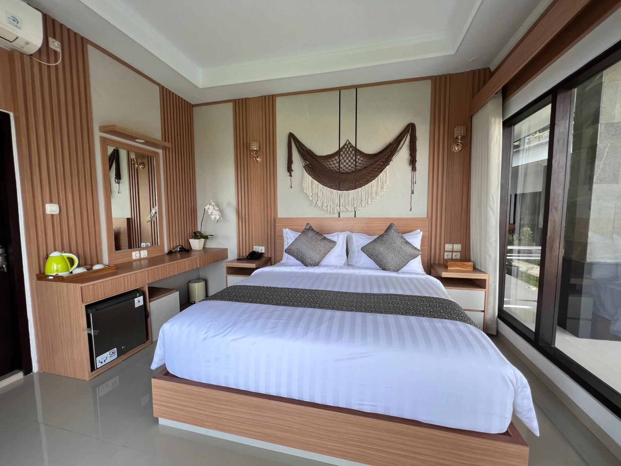 Grand Yuna Hotel Nusa Penida Toyapakeh Bagian luar foto